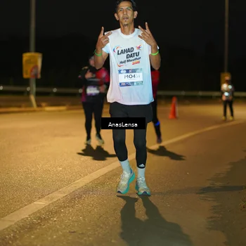 Runner Photo 7723375