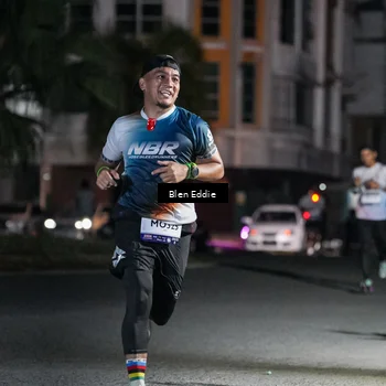 Runner Photo 7723377