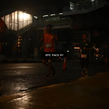 Runner Photo 7723383