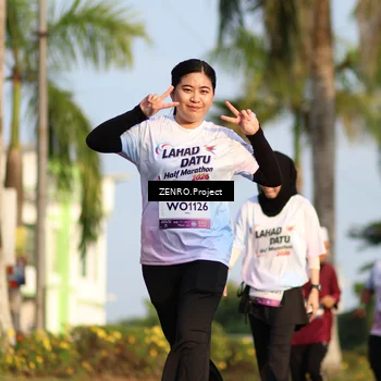Runner Photo 7723385