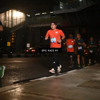 Runner Photo 7723397