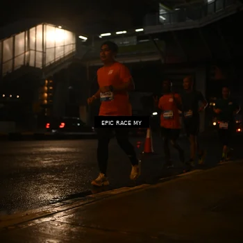 Runner Photo 7723398