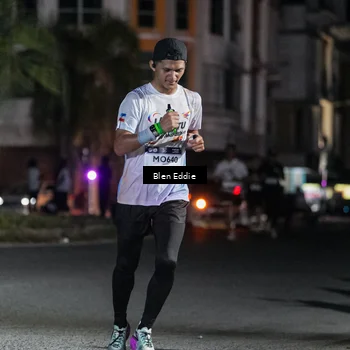 Runner Photo 7723401