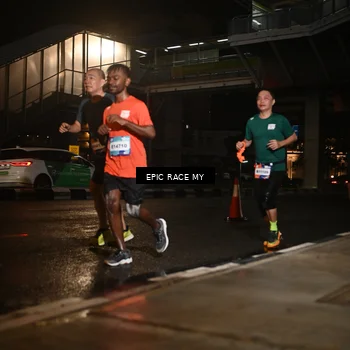 Runner Photo 7723402