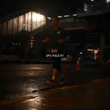 Runner Photo 7723403