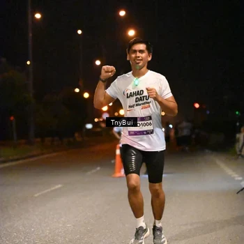 Runner Photo 7723428