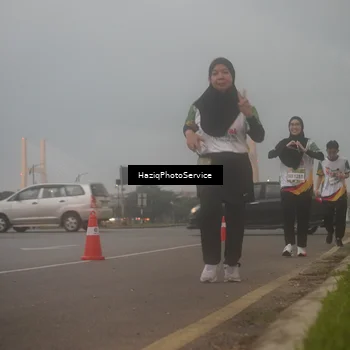Runner Photo 7723437