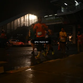 Runner Photo 7723442