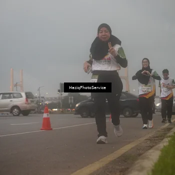 Runner Photo 7723452