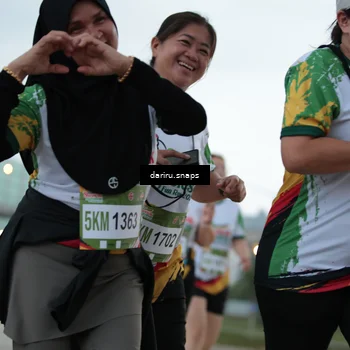 Runner Photo 7723459