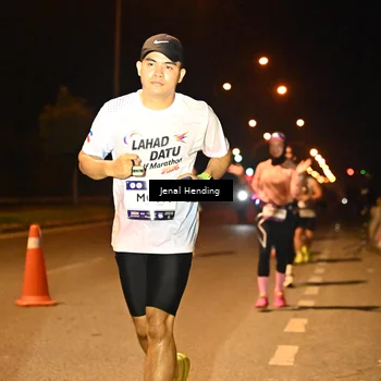 Runner Photo 7723482
