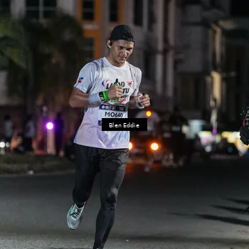 Runner Photo 7723489