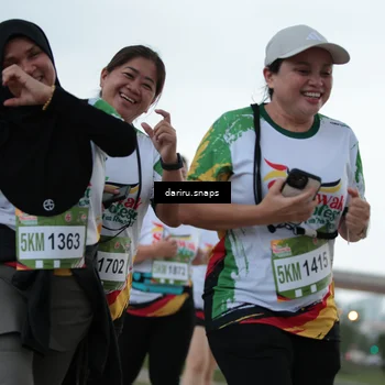 Runner Photo 7723513