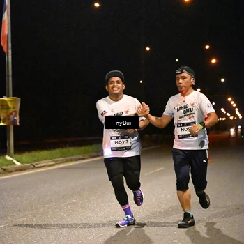 Runner Photo 7723519