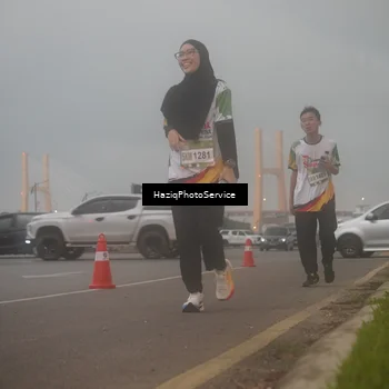 Runner Photo 7723526