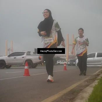 Runner Photo 7723531