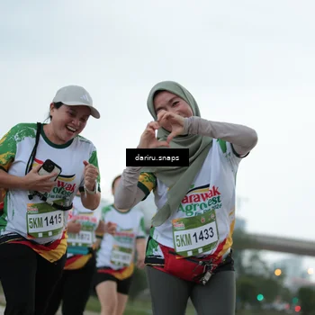Runner Photo 7723533