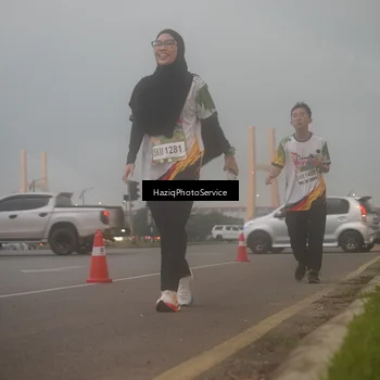 Runner Photo 7723538