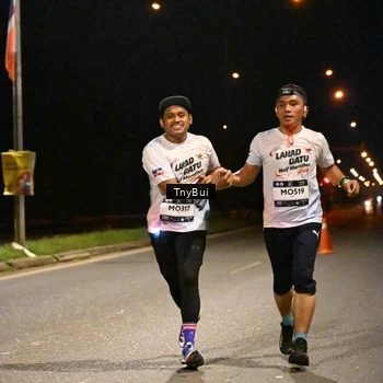 Runner Photo 7723543