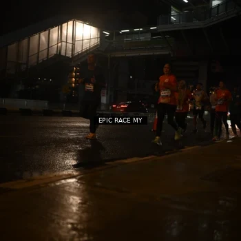 Runner Photo 7723546