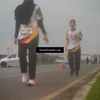 Runner Photo 7723549