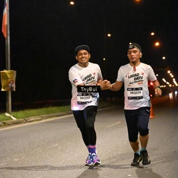 Runner Photo 7723555