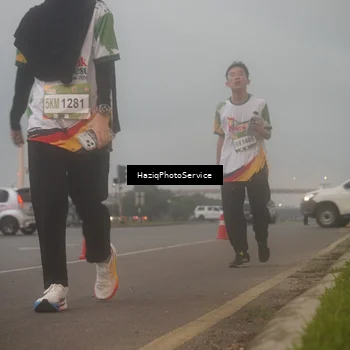 Runner Photo 7723562