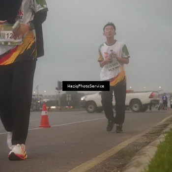 Runner Photo 7723588