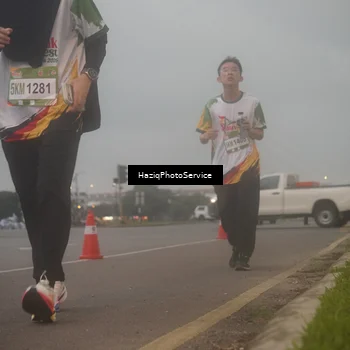 Runner Photo 7723591