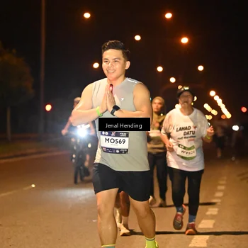 Runner Photo 7723603