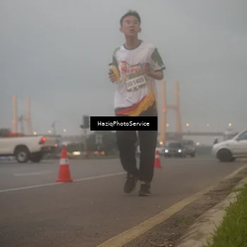 Runner Photo 7723617