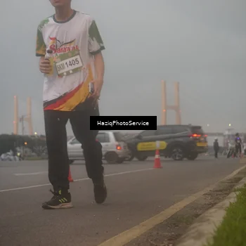 Runner Photo 7723621