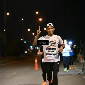 Runner Photo 7723650