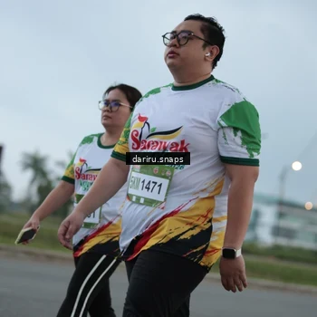 Runner Photo 7723677