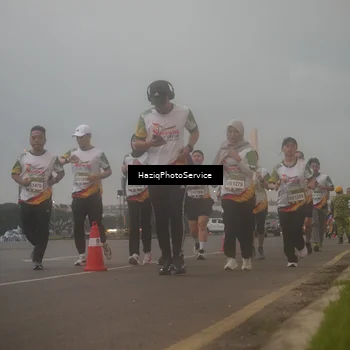 Runner Photo 7723692