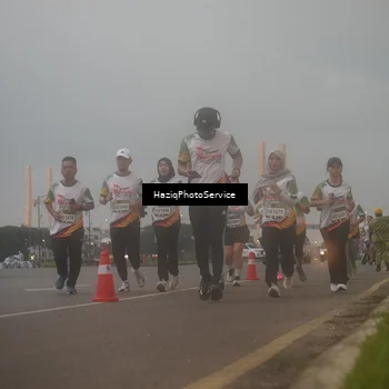 Runner Photo 7723698