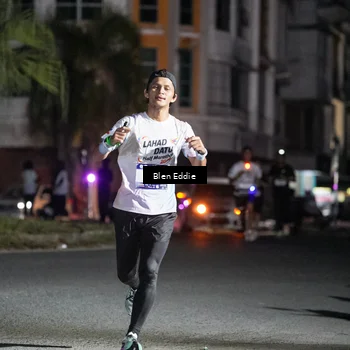 Runner Photo 7723702