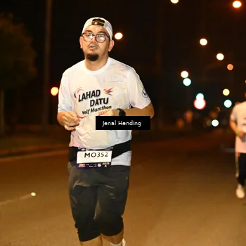 Runner Photo 7723710