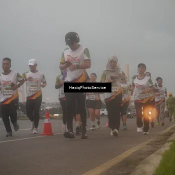 Runner Photo 7723714