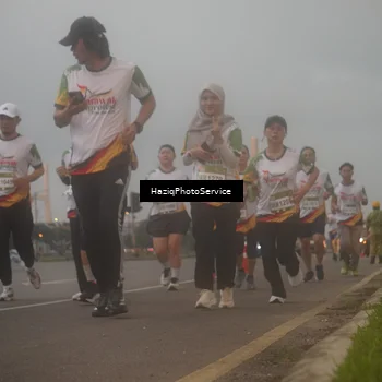 Runner Photo 7723717