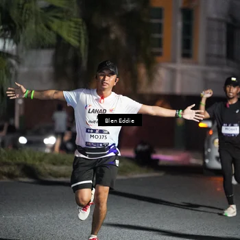 Runner Photo 7723724