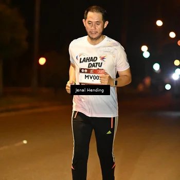 Runner Photo 7723742