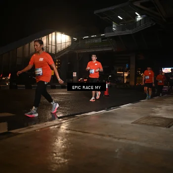 Runner Photo 7723746