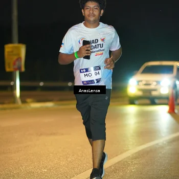 Runner Photo 7723753