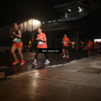 Runner Photo 7723758