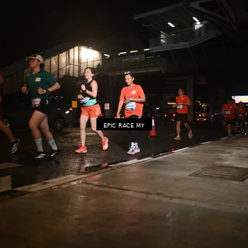 Runner Photo 7723764