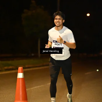 Runner Photo 7723766