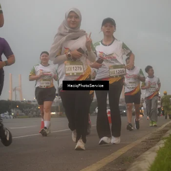 Runner Photo 7723778