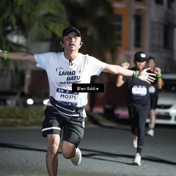 Runner Photo 7723779
