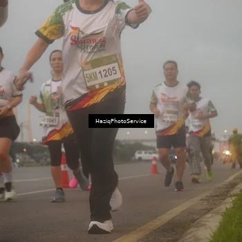 Runner Photo 7723795